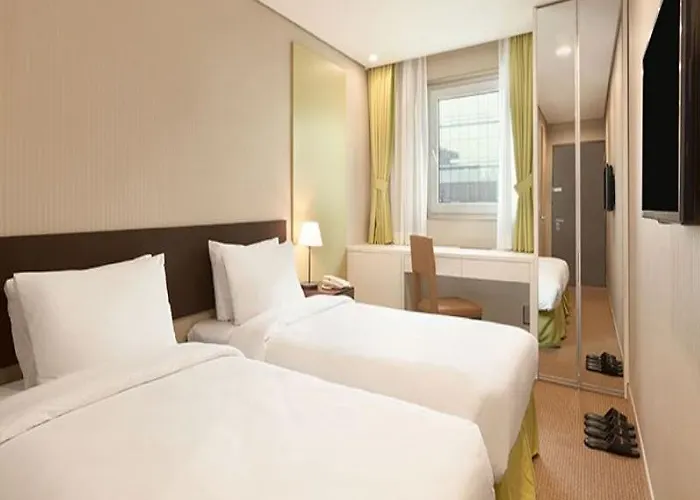 Ramada Encore By Wyndham Dongdaemun Hotel 4*