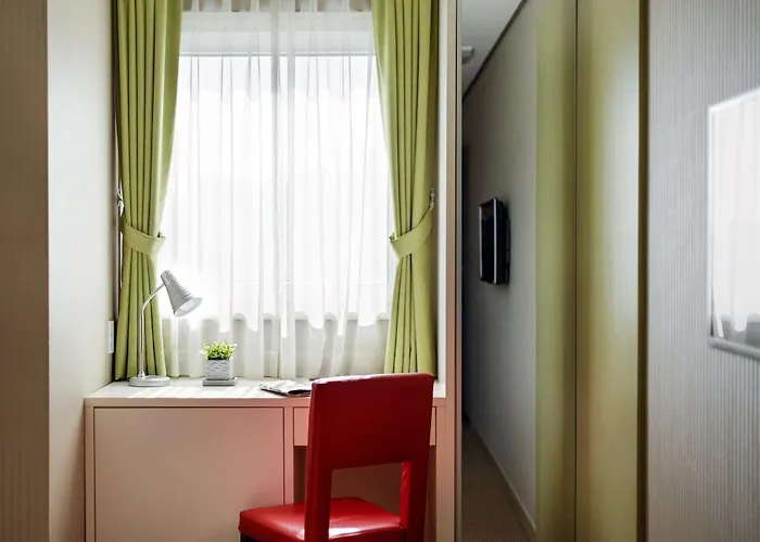 Hotel Ramada Encore By Wyndham Dongdaemun 4*